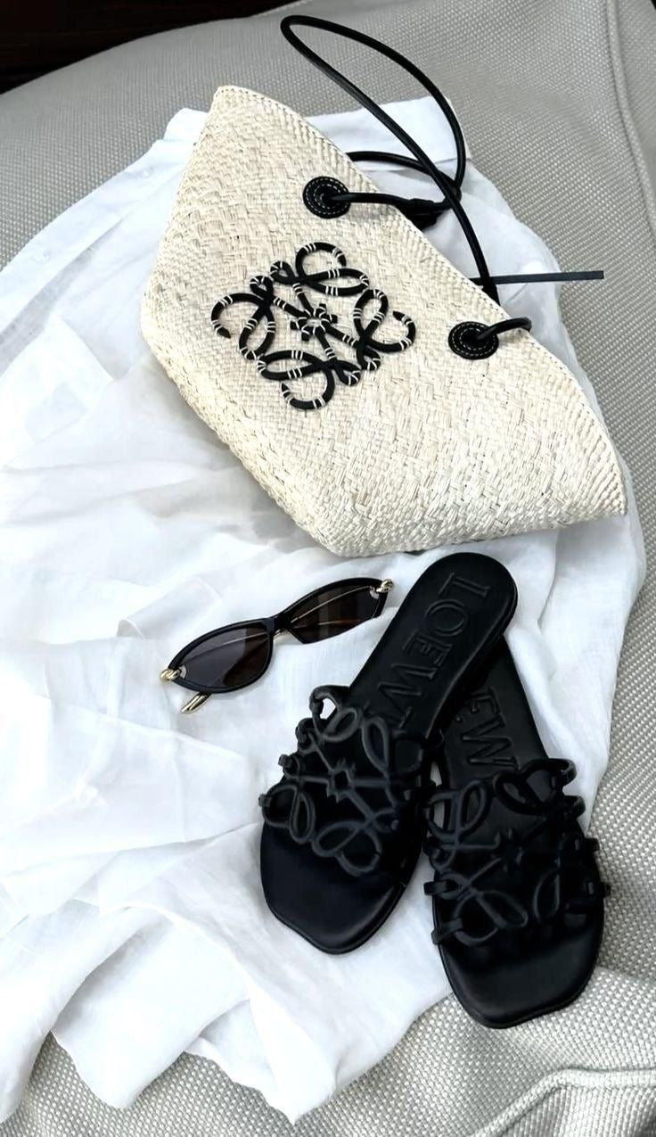 Loewe Petal Anagram Slides